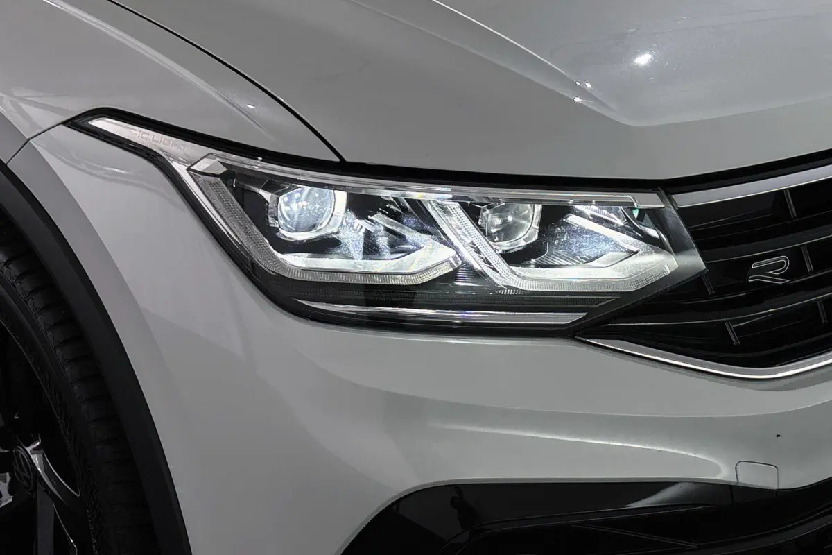 1.4 TSI eHybrid R-Line Business+ Head-Up Stuur-Stoelverwarming Adaptief Onderstel