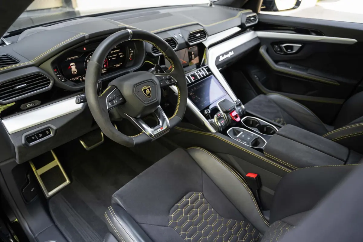 4.0 V8 B&O 3D PPF Alcantara Keramisch 23"