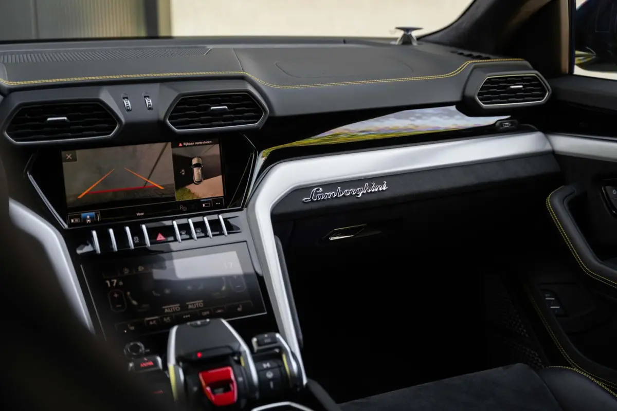 4.0 V8 B&O 3D PPF Alcantara Keramisch 23"