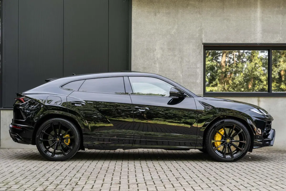 4.0 V8 B&O 3D PPF Alcantara Keramisch 23"