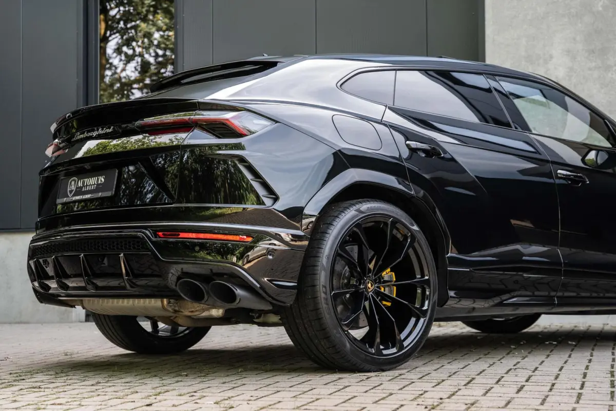 4.0 V8 B&O 3D PPF Alcantara Keramisch 23"