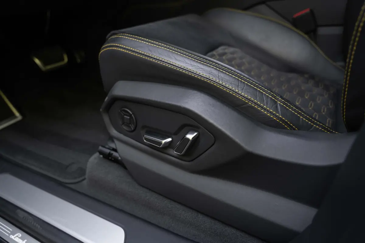 4.0 V8 B&O 3D PPF Alcantara Keramisch 23"