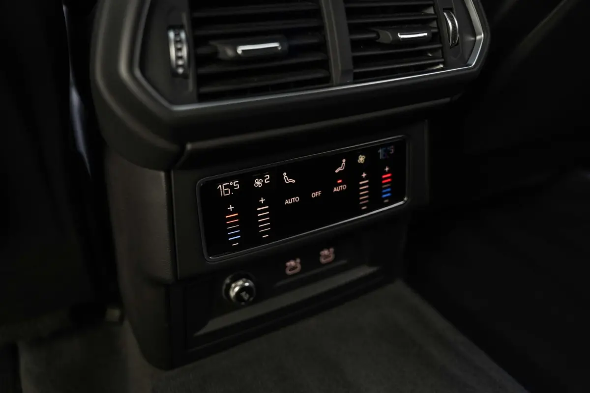 4.0 V8 B&O 3D PPF Alcantara Keramisch 23"