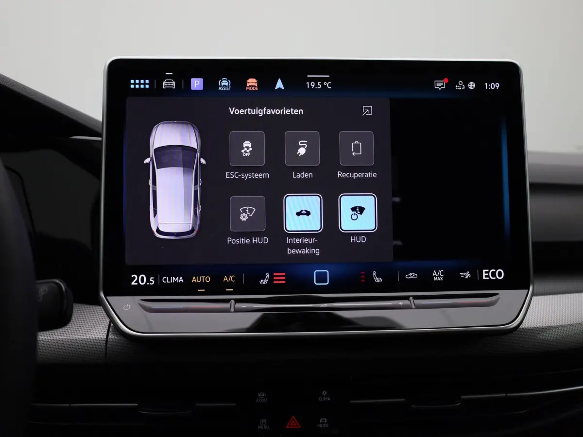1.5 eHybrid Style Edition 204 PK| Panoramadak | Trekhaak | Navigatie | LED Matrix | Stoelverwarming | Stuurwielverwarming | Dodehoekdetectie
