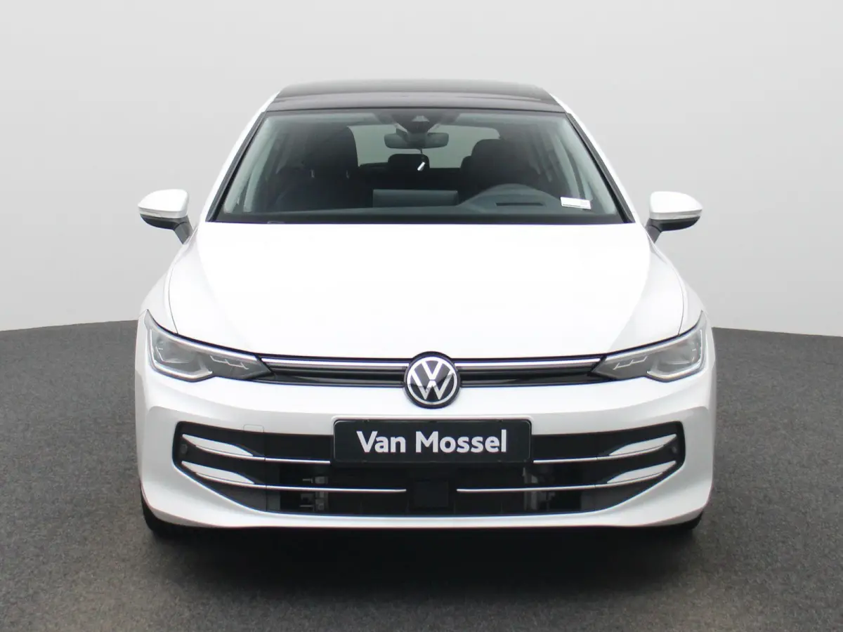 1.5 eHybrid Style Edition 204 PK| Panoramadak | Trekhaak | Navigatie | LED Matrix | Stoelverwarming | Stuurwielverwarming | Dodehoekdetectie