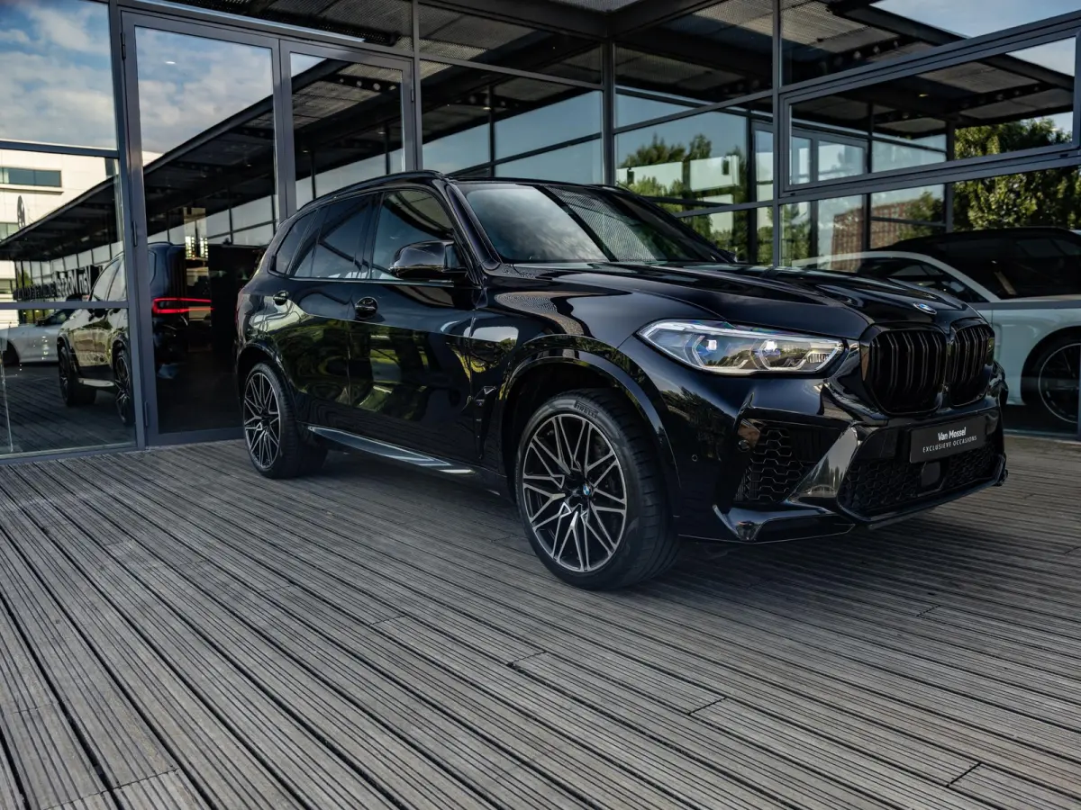 M Competition | M DRIVERS PACK | BOWERS & WILKINS | SOFTCLOSE | SKYLOUNGE PANORAMA/SCHUIF-KANTELDAK | STOELVENTILATIE | TV SCHERMEN ACHTER | NL GELEVERD | DEALER ONDERHOUDEN | CARBONZWART | 