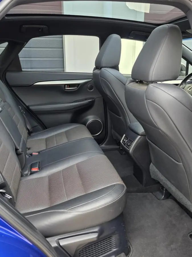 300h AWD F Sport Line