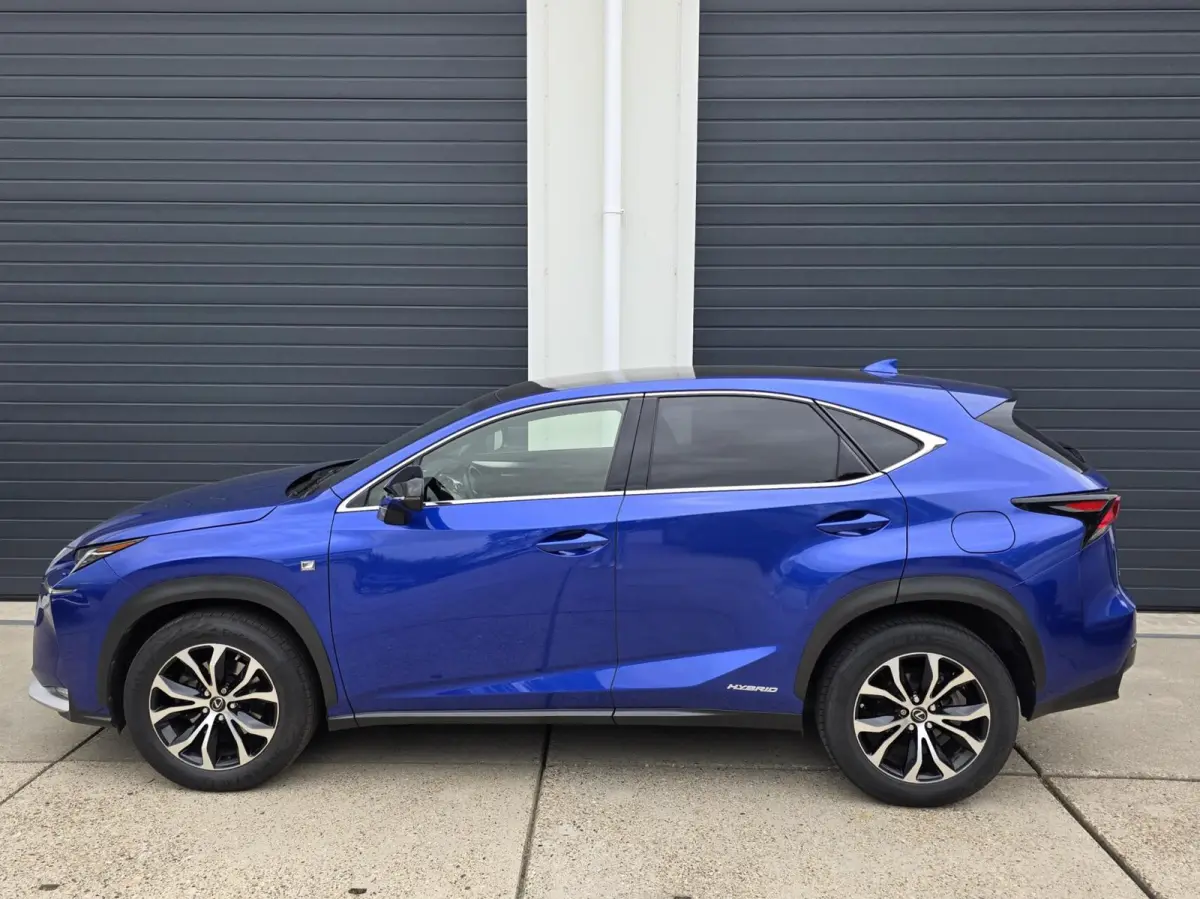 300h AWD F Sport Line