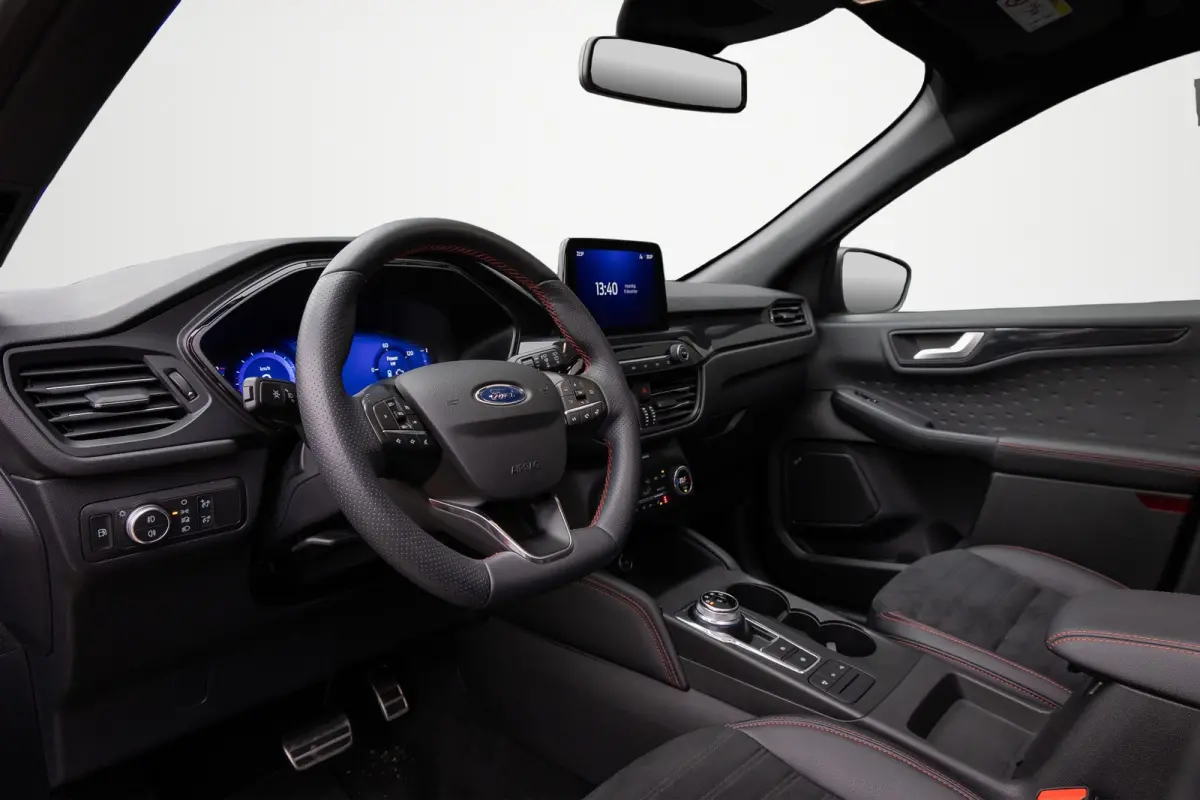 2.5 PHEV ST-Line X | Pano-dak | B&O audio | 100% Dealer Onderhouden | Full adaptive LED | Head-Up Display | Winter-pack | Standkachel | Half Leder | Apple & Android Carplay |