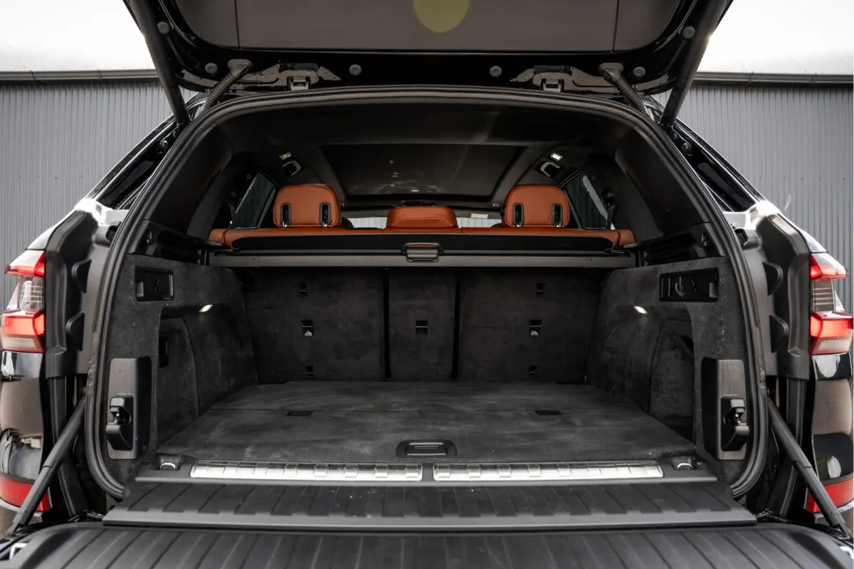 xDrive 45e High Executive | M sport | Panoramadak | 22" LMV | Laserlight | Memory Seats | Harman Kardon | Camera | Carplay | Cognac Leder