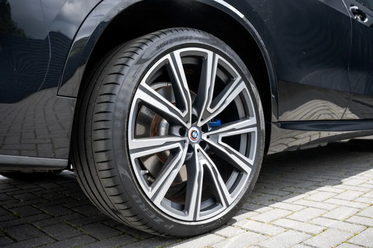 xDrive 45e High Executive | M sport | Panoramadak | 22" LMV | Laserlight | Memory Seats | Harman Kardon | Camera | Carplay | Cognac Leder