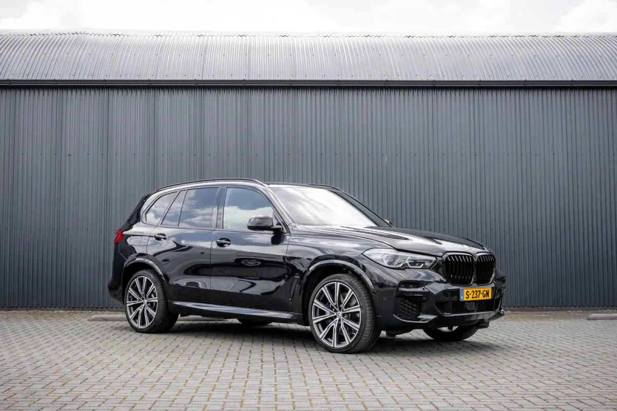 xDrive 45e High Executive | M sport | Panoramadak | 22" LMV | Laserlight | Memory Seats | Harman Kardon | Camera | Carplay | Cognac Leder