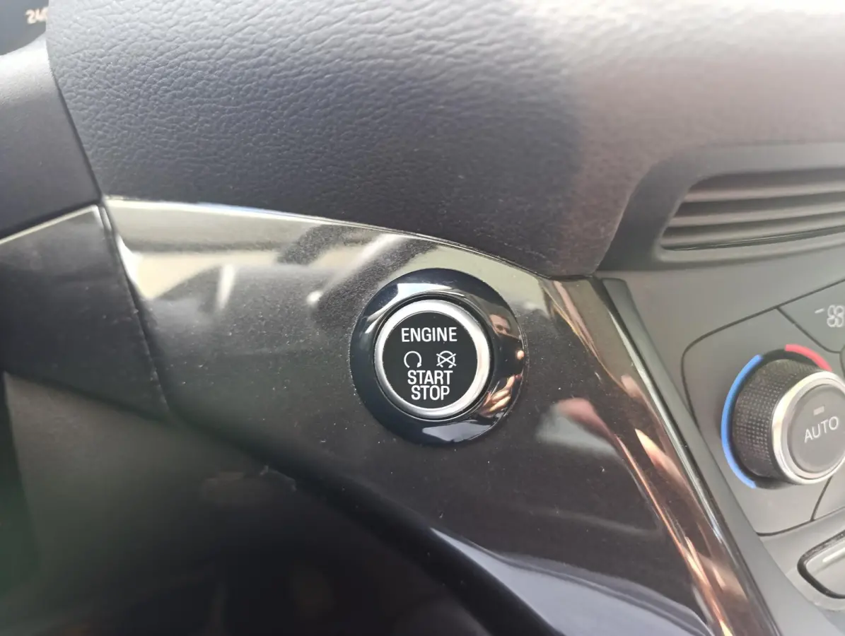 1.5 EcoBoost Titanium | Stoel/stuur voorruitverwarming | Camera | Trekhaak | PDC V+A | Dealeronderhouden