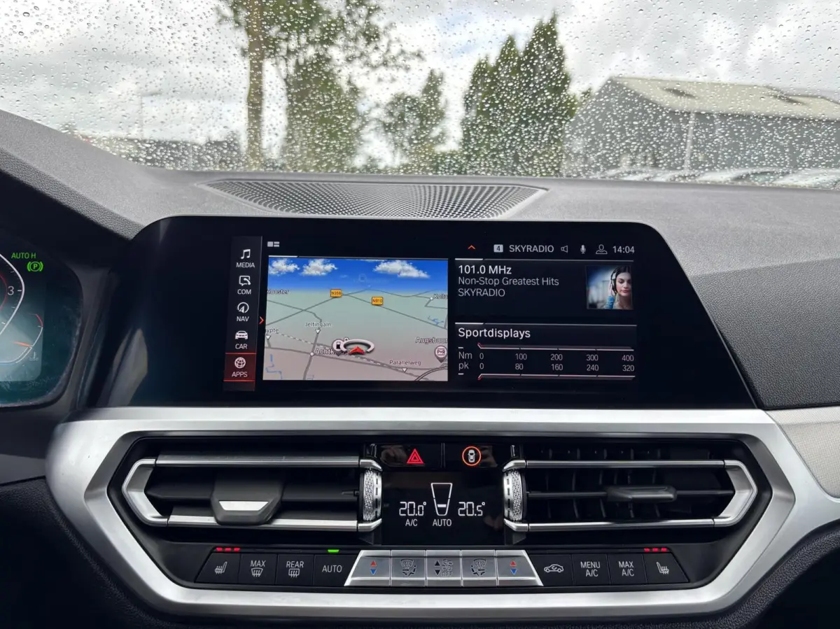 330i Introduction Executive Edition parelmoer