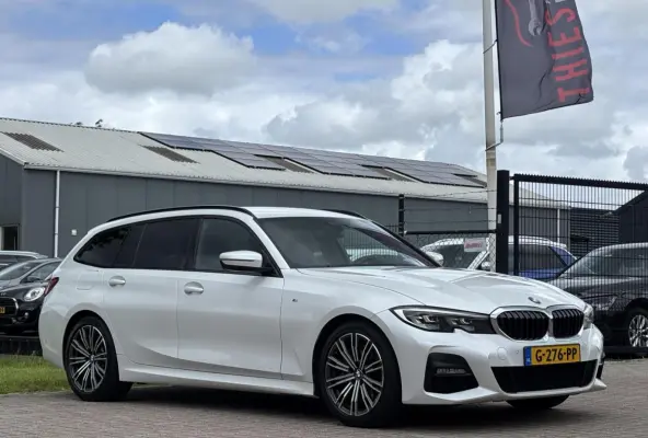 330i Introduction Executive Edition parelmoer