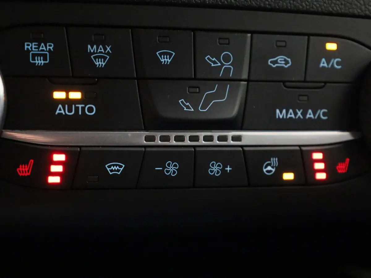 2.5 PHEV Vignale | Winterpack | Elektrische Achterklep | Memory | Cruise Control | Dual Climate Control | Dealer onderhouden! |