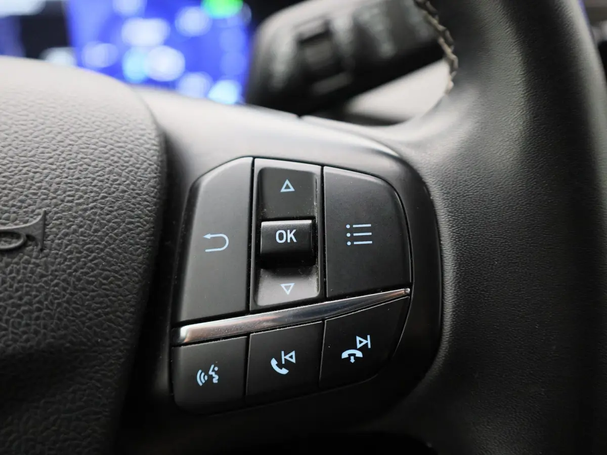 2.5 PHEV Vignale | Winterpack | Elektrische Achterklep | Memory | Cruise Control | Dual Climate Control | Dealer onderhouden! |