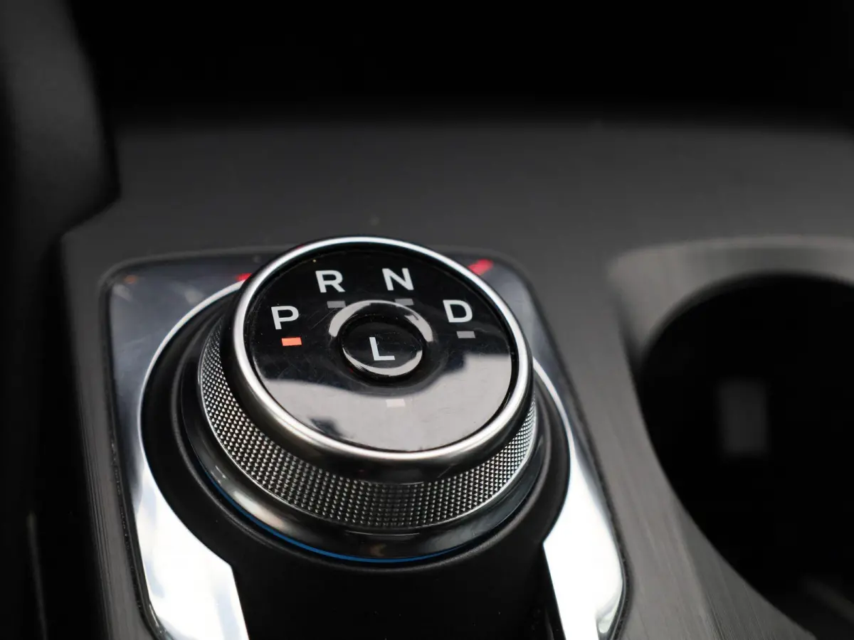2.5 PHEV Vignale | Winterpack | Elektrische Achterklep | Memory | Cruise Control | Dual Climate Control | Dealer onderhouden! |