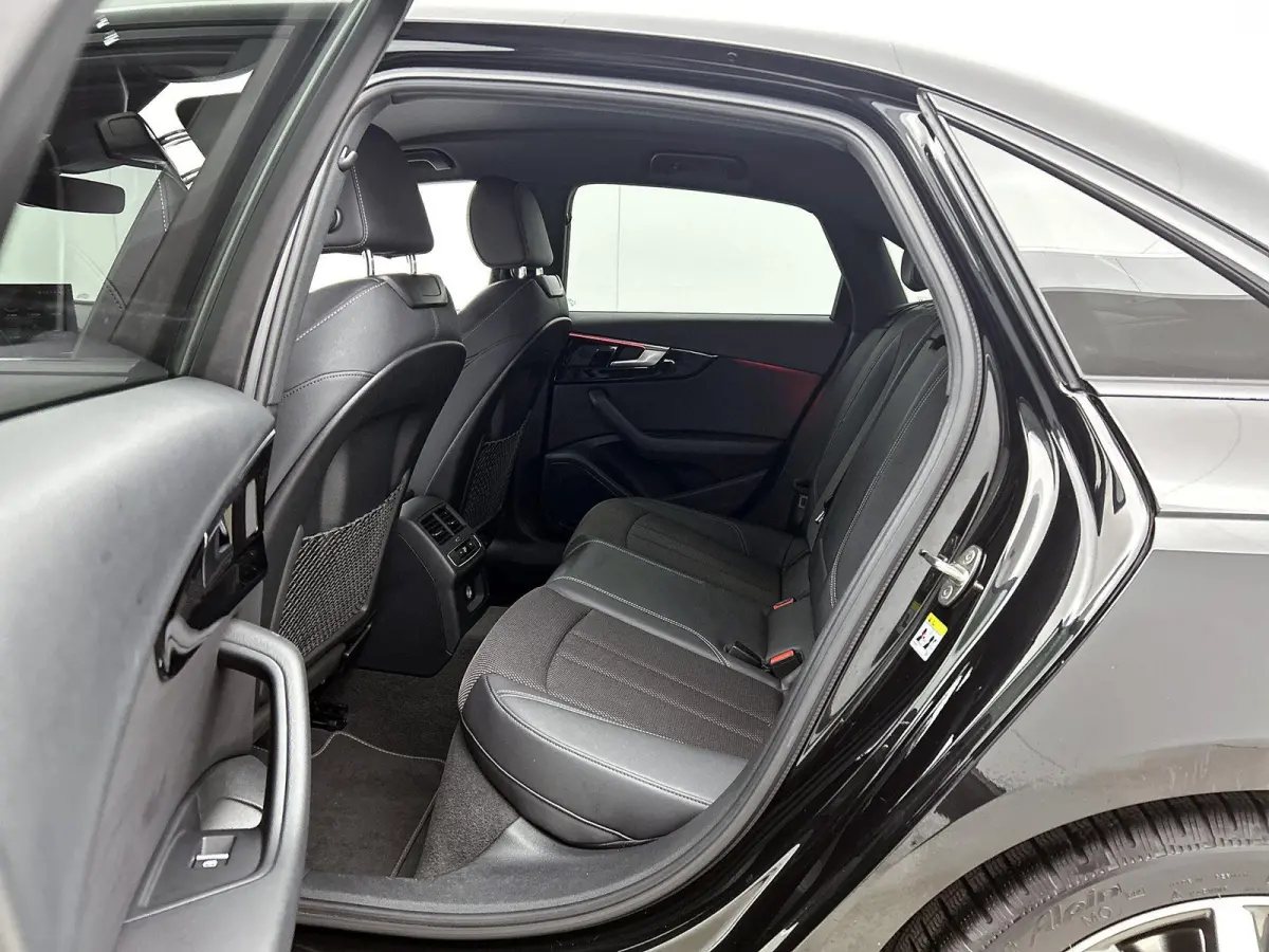 40 TFSI S edition Competition 204 PK | S-line | Automaat | Trekhaak | Cruise Control | Climate Control | Parkeersensoren | Virtual Cockpit | 18 " Lichtmetalen Velgen |