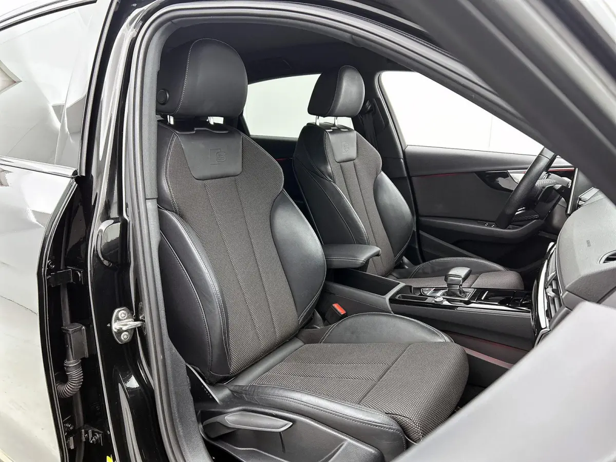 40 TFSI S edition Competition 204 PK | S-line | Automaat | Trekhaak | Cruise Control | Climate Control | Parkeersensoren | Virtual Cockpit | 18 " Lichtmetalen Velgen |