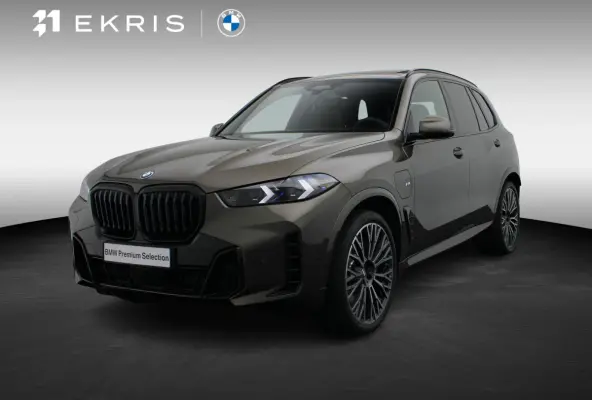 xDrive50e M Sportpakket Pro | Travel Pack | Innovation Pack | Comfort Plus Pack | Exclusive Pack | Soft Close | Trekhaak | Panoramadak | Comfortstoelen | Driving Assistant Professional | Har