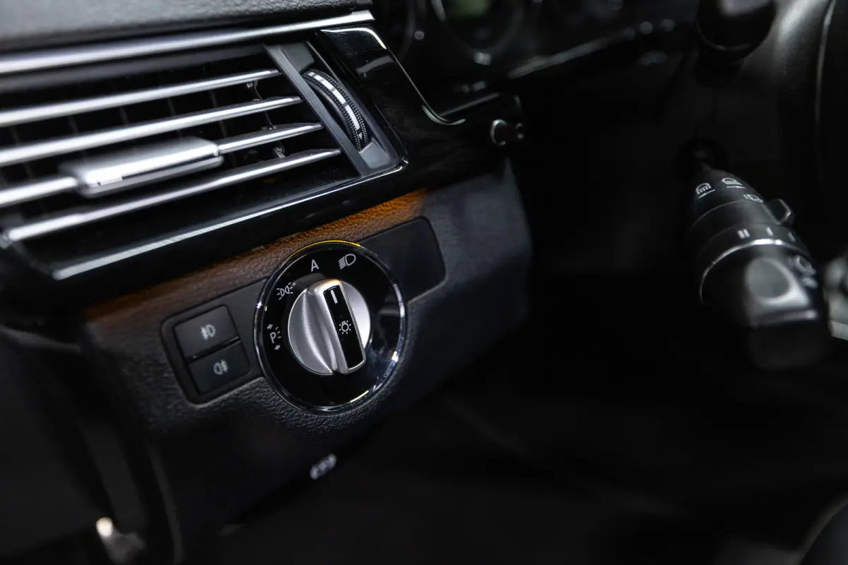 500 Avantgarde Btw auto, Fiscale waarde € 8.000,- (€ 24.752,07 Ex B.T.W) DEALER AUTO Dealer auto