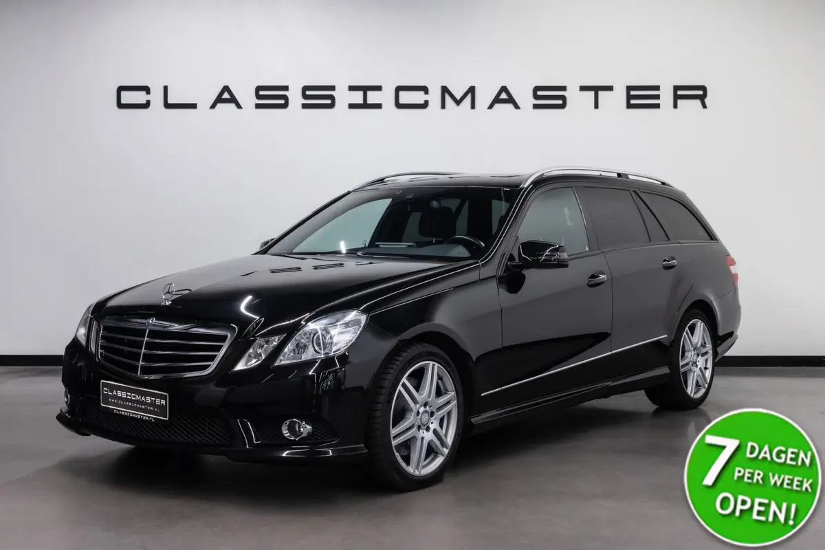 500 Avantgarde Btw auto, Fiscale waarde € 8.000,- (€ 24.752,07 Ex B.T.W) DEALER AUTO Dealer auto
