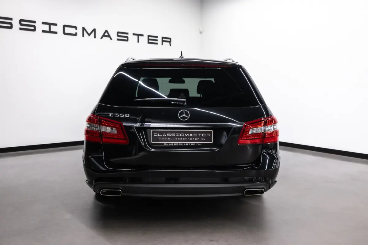 500 Avantgarde Btw auto, Fiscale waarde € 8.000,- (€ 24.752,07 Ex B.T.W) DEALER AUTO Dealer auto