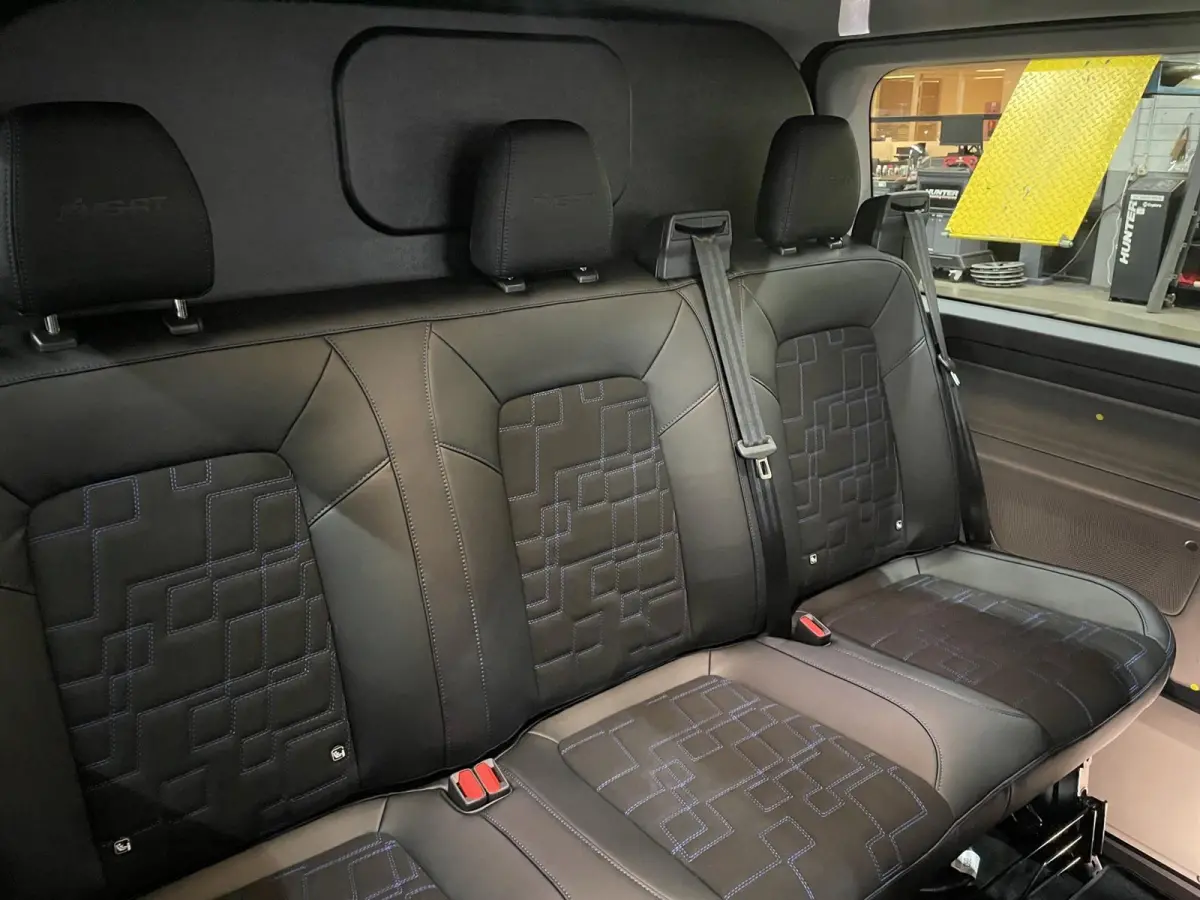 MSRT Dubbel Cabine 71kWh | 286PK | 360 cam. | Inkl. Trekhaak | Sportaccesoires | Cruise control adaptief met Stop&Go en stuurhulp | Elektrisch verstelbare bestuurdersstoel | LED koplampen ad