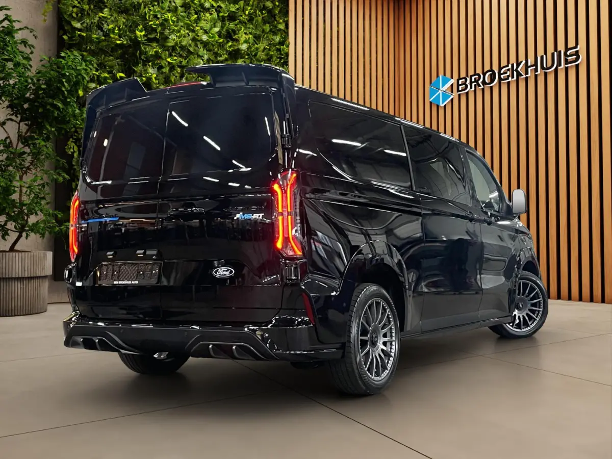 MSRT Dubbel Cabine 71kWh | 286PK | 360 cam. | Inkl. Trekhaak | Sportaccesoires | Cruise control adaptief met Stop&Go en stuurhulp | Elektrisch verstelbare bestuurdersstoel | LED koplampen ad