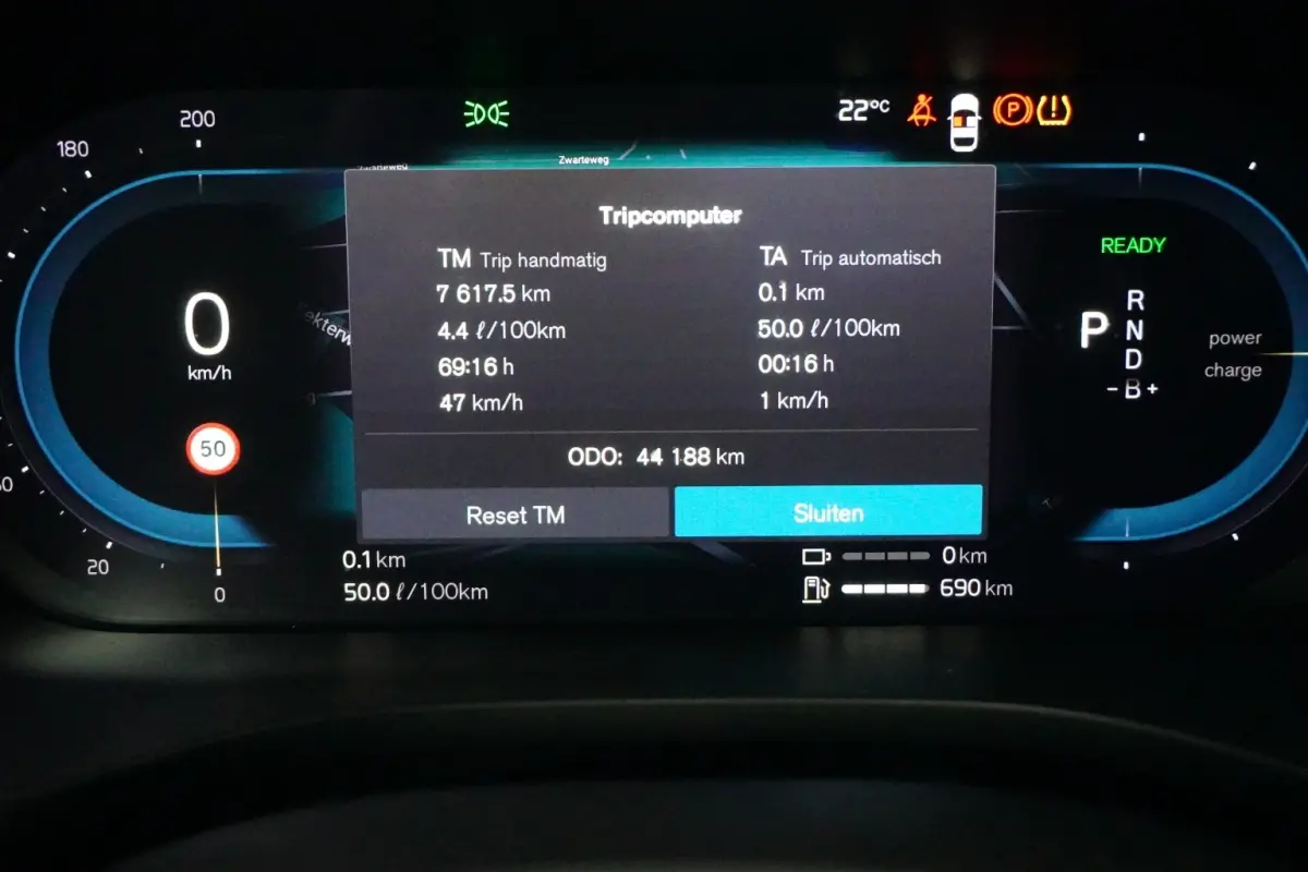 2.0 T6 Plug-in hybrid AWD Ultimate Bright | Luchtvering | Panoramadak | Harman/Kardon | 360 Camera | Pilot Assist