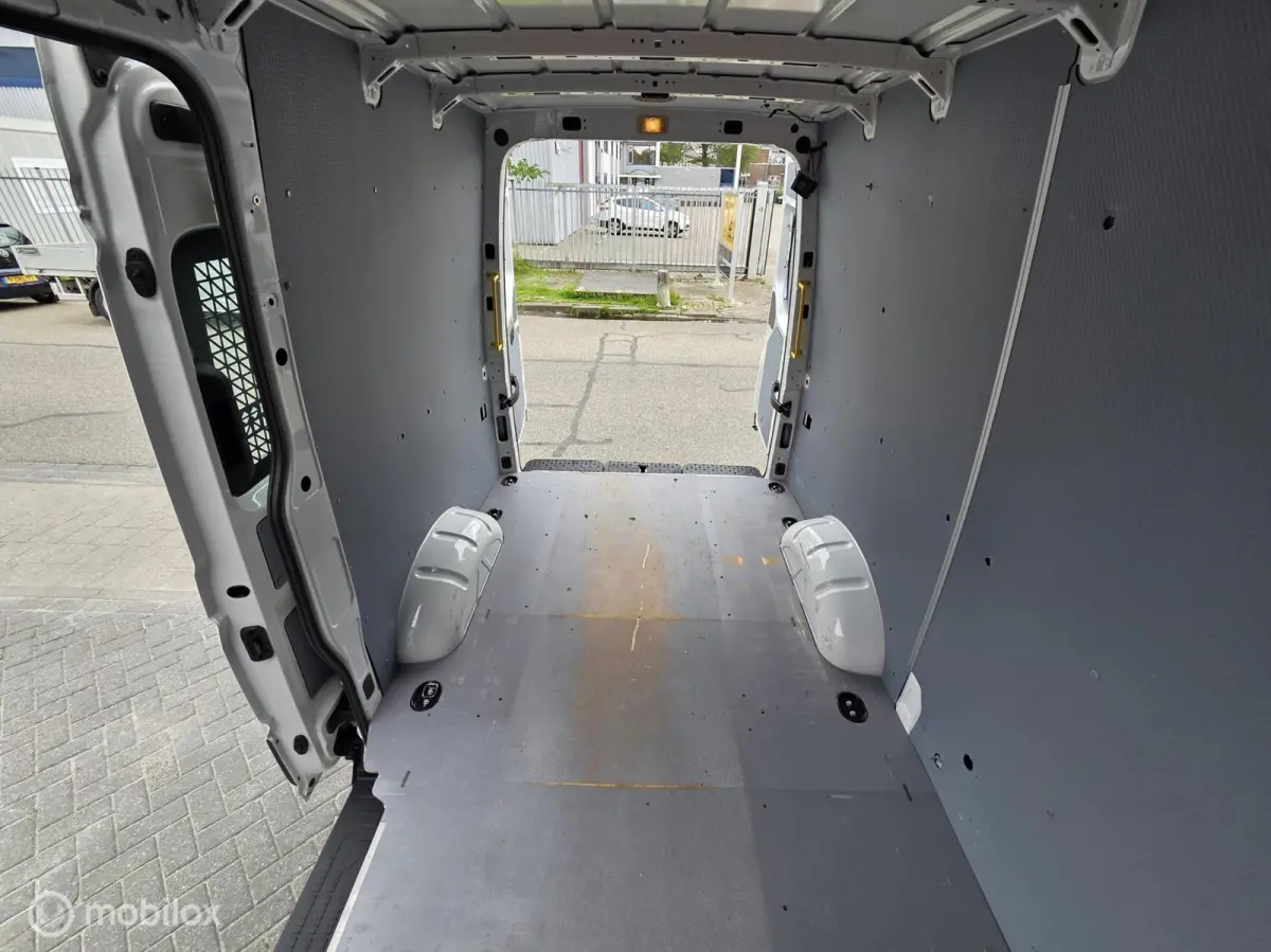 Bestel 35 2.0 TDI L3H3 Trendline