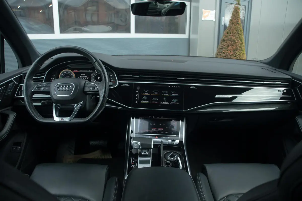 55 TFSI e Quattro | Pano | Black| RS Zetels