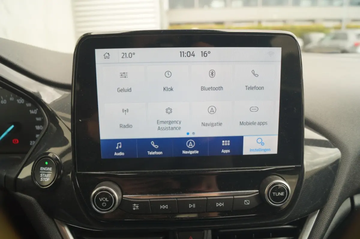 1.0 Ecoboost 124pk Hybrid ST-Line X -NAVI-PDC-B&O-