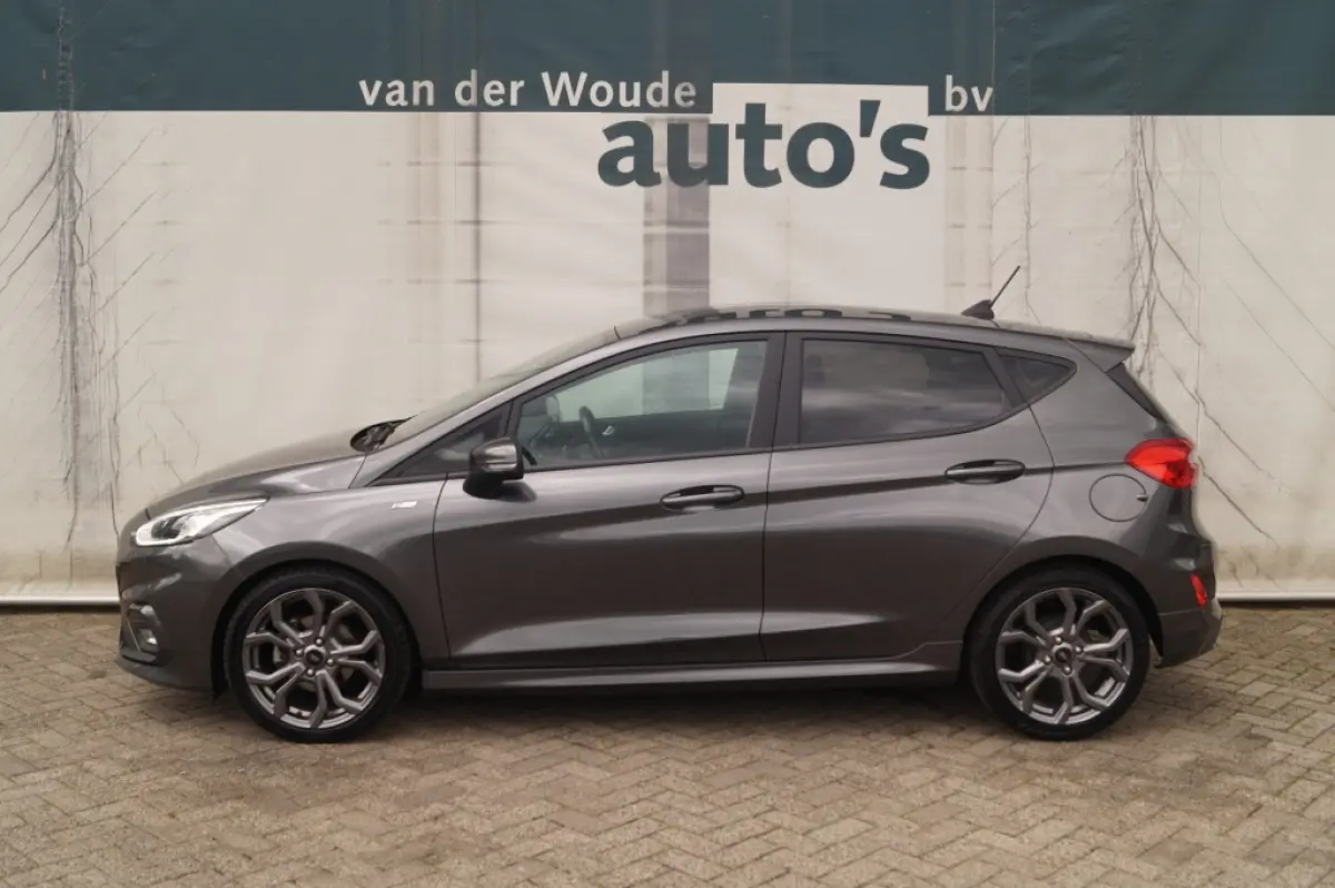 1.0 Ecoboost 124pk Hybrid ST-Line X -NAVI-PDC-B&O-
