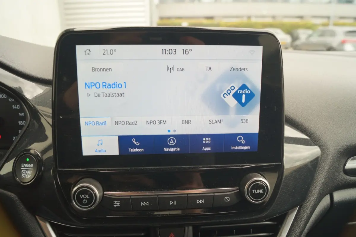 1.0 Ecoboost 124pk Hybrid ST-Line X -NAVI-PDC-B&O-