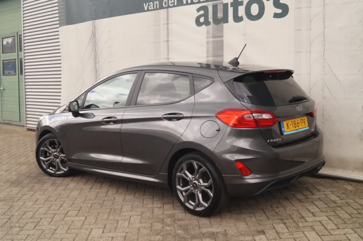 1.0 Ecoboost 124pk Hybrid ST-Line X -NAVI-PDC-B&O-