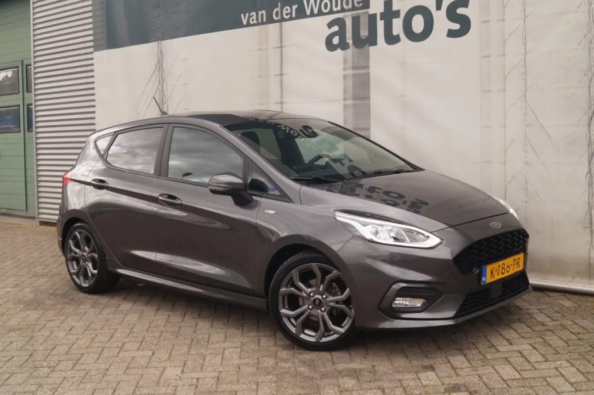 1.0 Ecoboost 124pk Hybrid ST-Line X -NAVI-PDC-B&O-