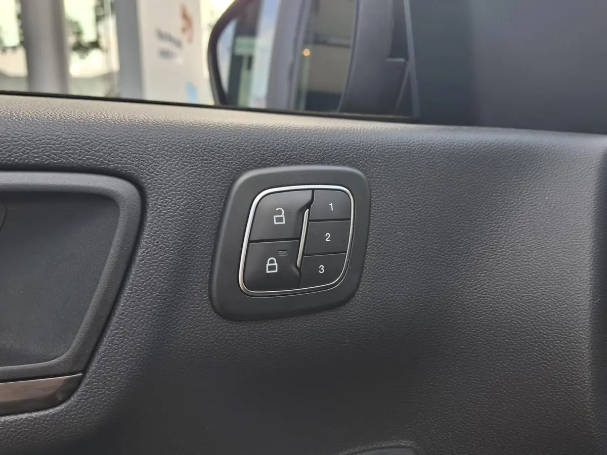 2.5 PHEV Sound Edition | Elektrische trekhaak | Winterpack | Adaptive Cruise | B&O | Elektrische achterklep | 360 Camera |