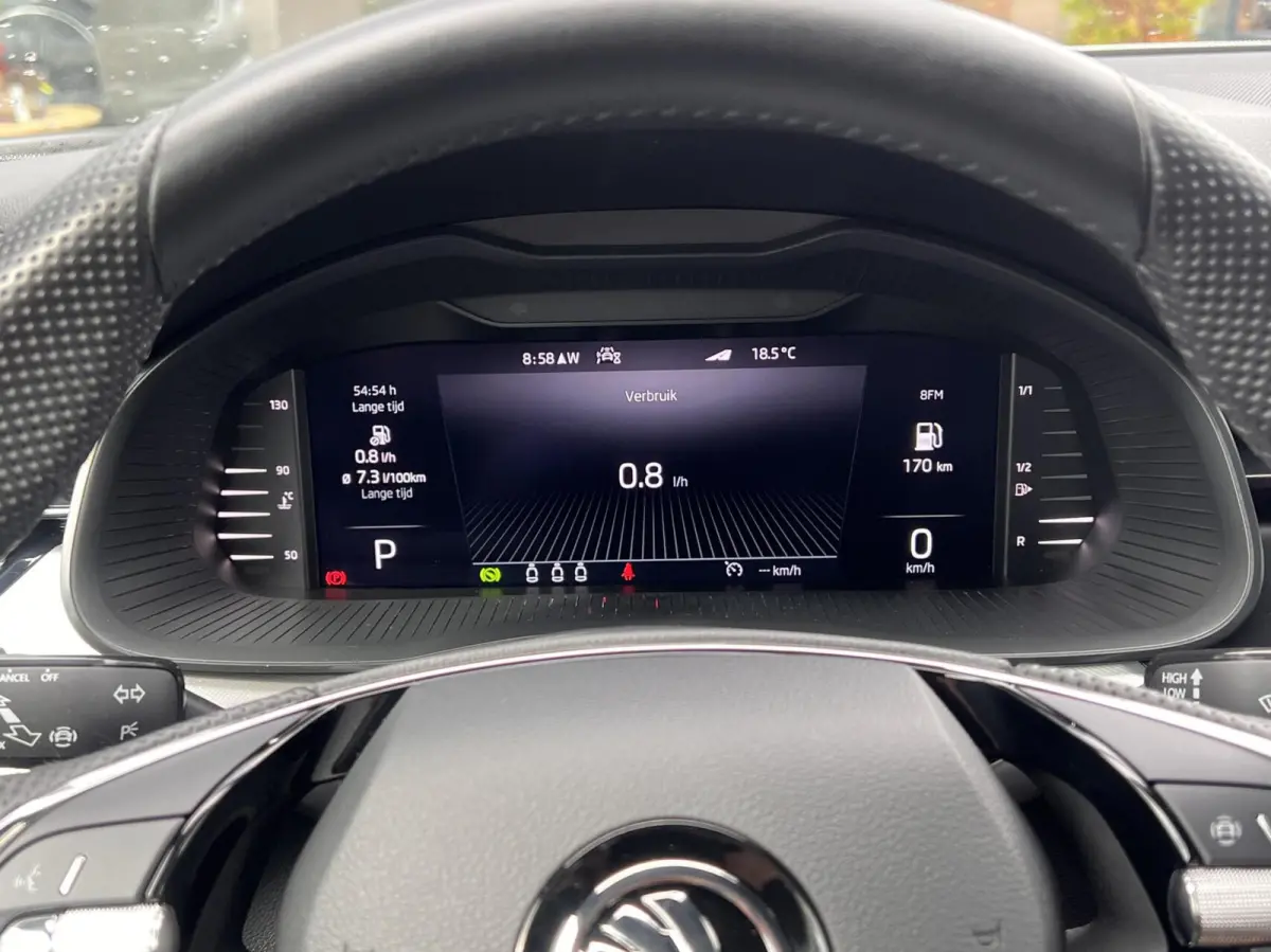 1.0 TSI Automaat sportstoelen stoelverw