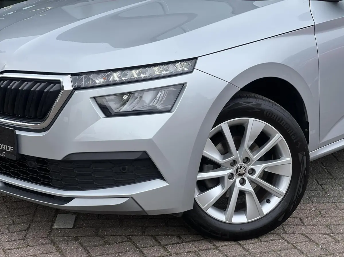 1.0 TSI Automaat sportstoelen stoelverw
