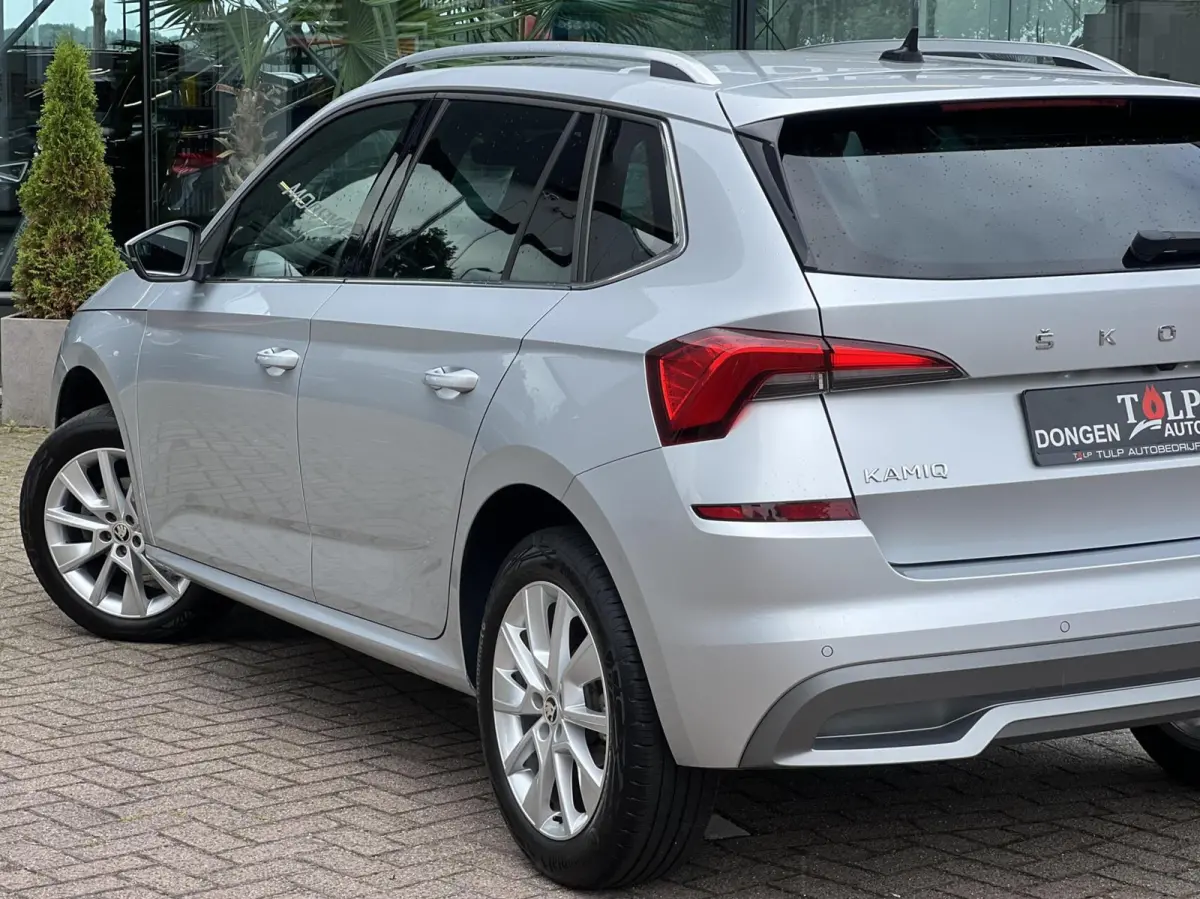 1.0 TSI Automaat sportstoelen stoelverw
