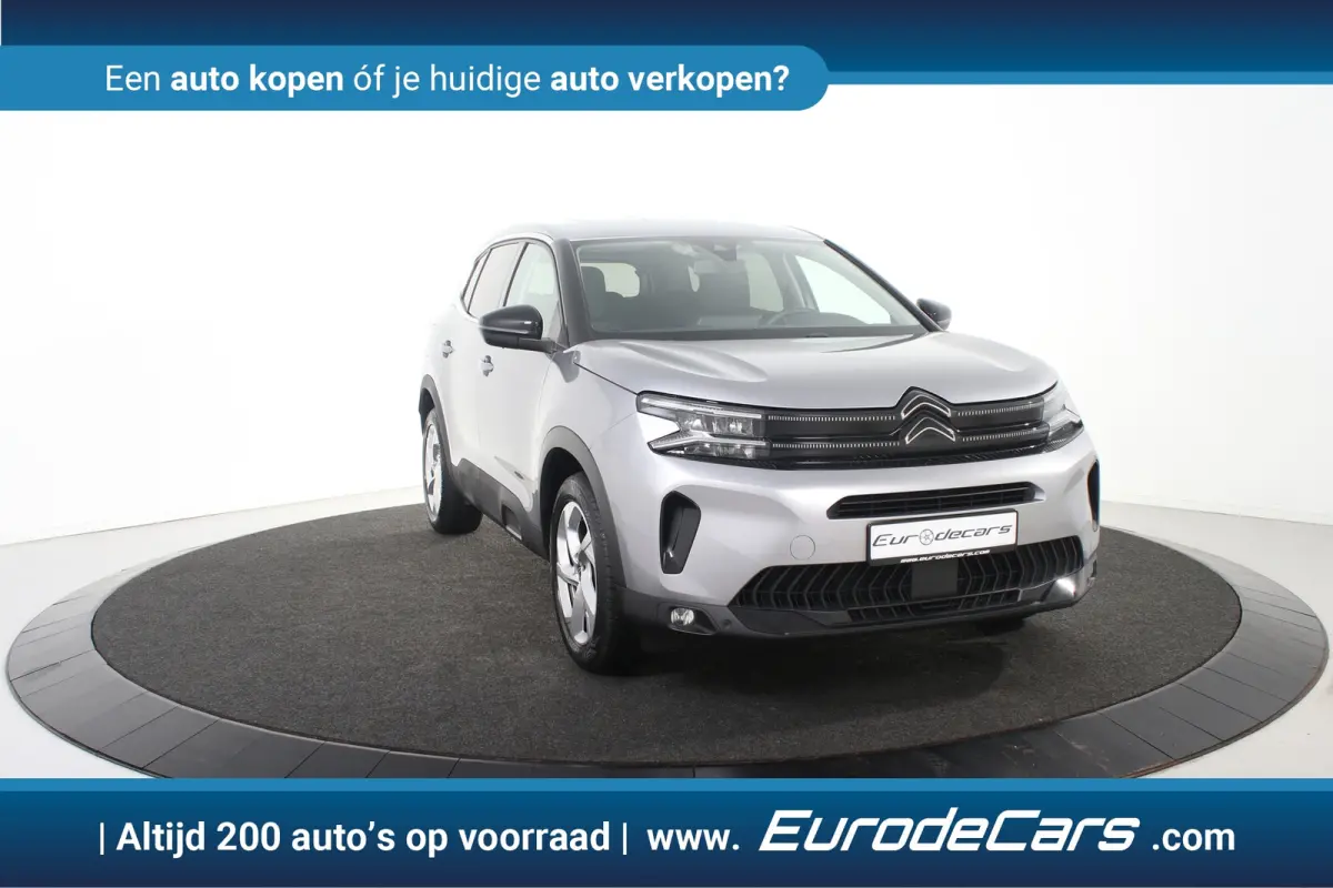 Live 130 *1ste Eigenaar*Navigatie*Camera*Carplay*