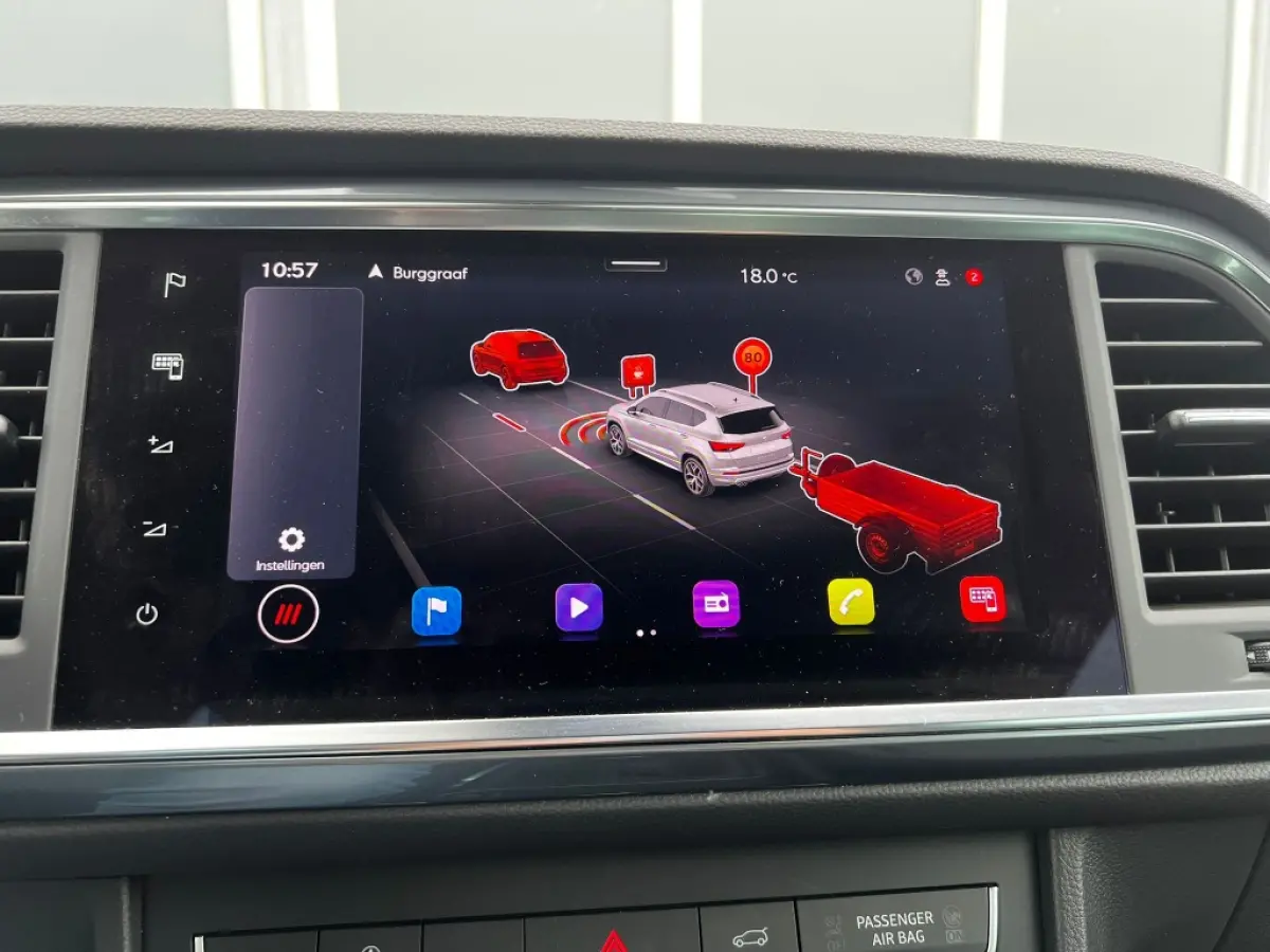 1.0TSI 110pk Style Business | Navi | Camera | Trekhaak