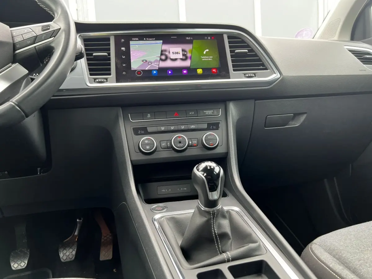 1.0TSI 110pk Style Business | Navi | Camera | Trekhaak