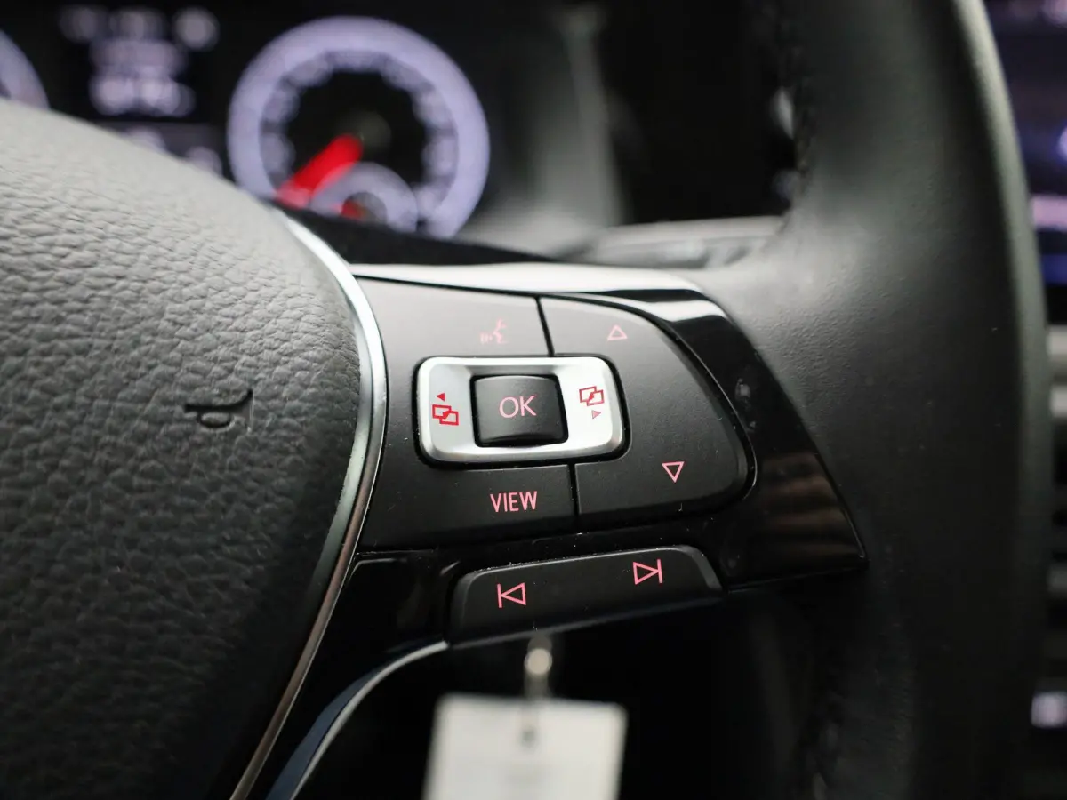 1.0 TSI Comfortline Business 95 PK| Origineel Nederlands | 1e Eigenaar | Navigatie | Parkeersensoren | Cllimatronic | Apple Carplay | Android Auto | Mobiel Draadloos Oplaadbaar