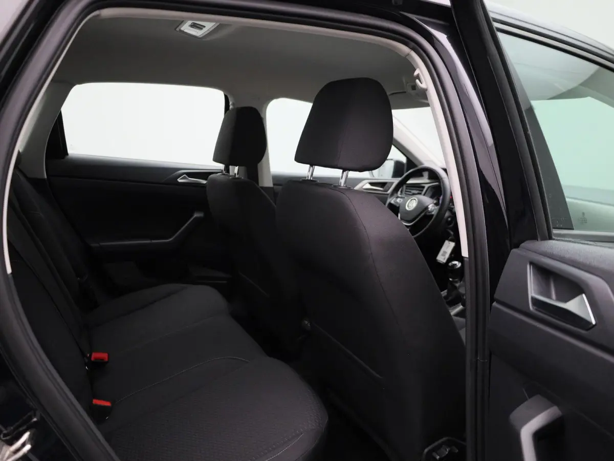 1.0 TSI Comfortline Business 95 PK| Origineel Nederlands | 1e Eigenaar | Navigatie | Parkeersensoren | Cllimatronic | Apple Carplay | Android Auto | Mobiel Draadloos Oplaadbaar