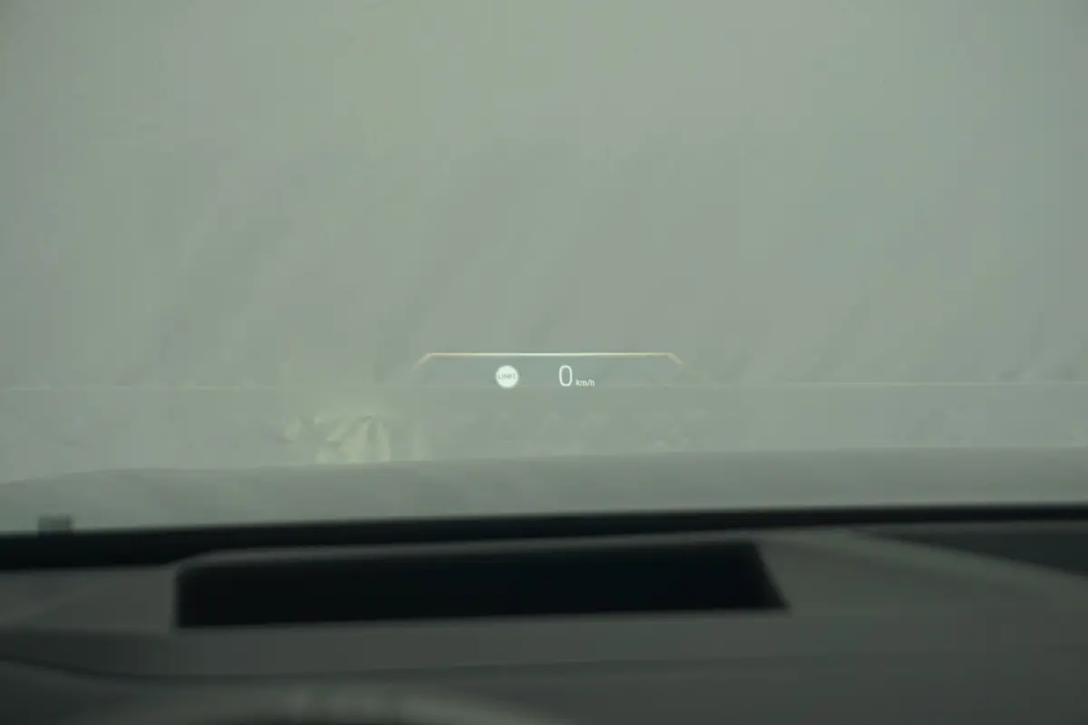 xDrive20 M Sportpakket | Glazen Panoramadak | Trekhaak Elektrisch | Stuur- en stoelverwarming | Stoelventilatie | Active Cruise Control | Harman Kardon