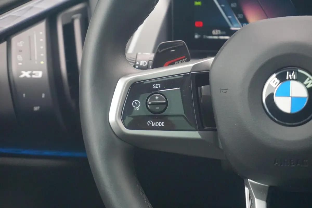 xDrive20 M Sportpakket | Glazen Panoramadak | Trekhaak Elektrisch | Stuur- en stoelverwarming | Stoelventilatie | Active Cruise Control | Harman Kardon