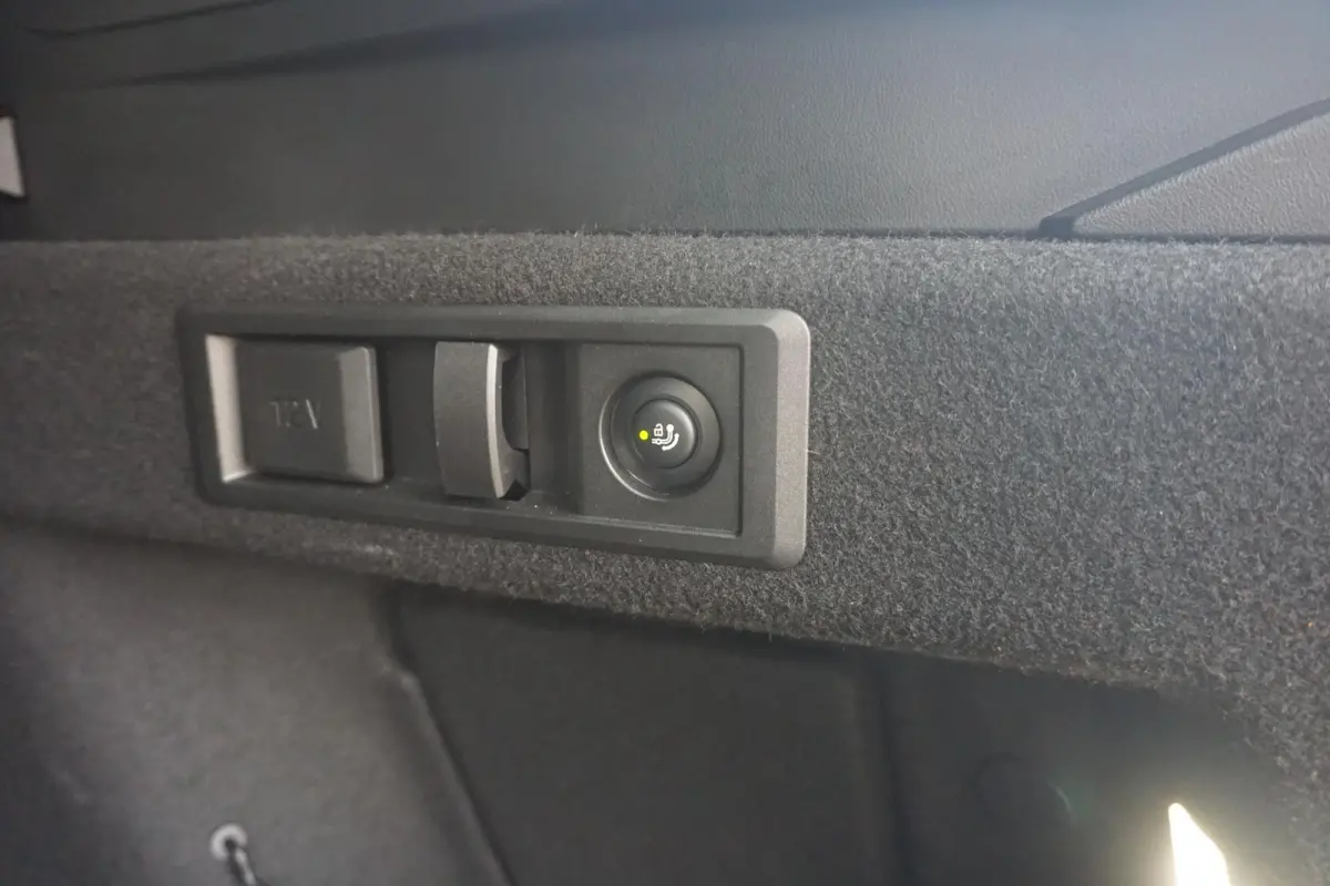 xDrive20 M Sportpakket | Glazen Panoramadak | Trekhaak Elektrisch | Stuur- en stoelverwarming | Stoelventilatie | Active Cruise Control | Harman Kardon